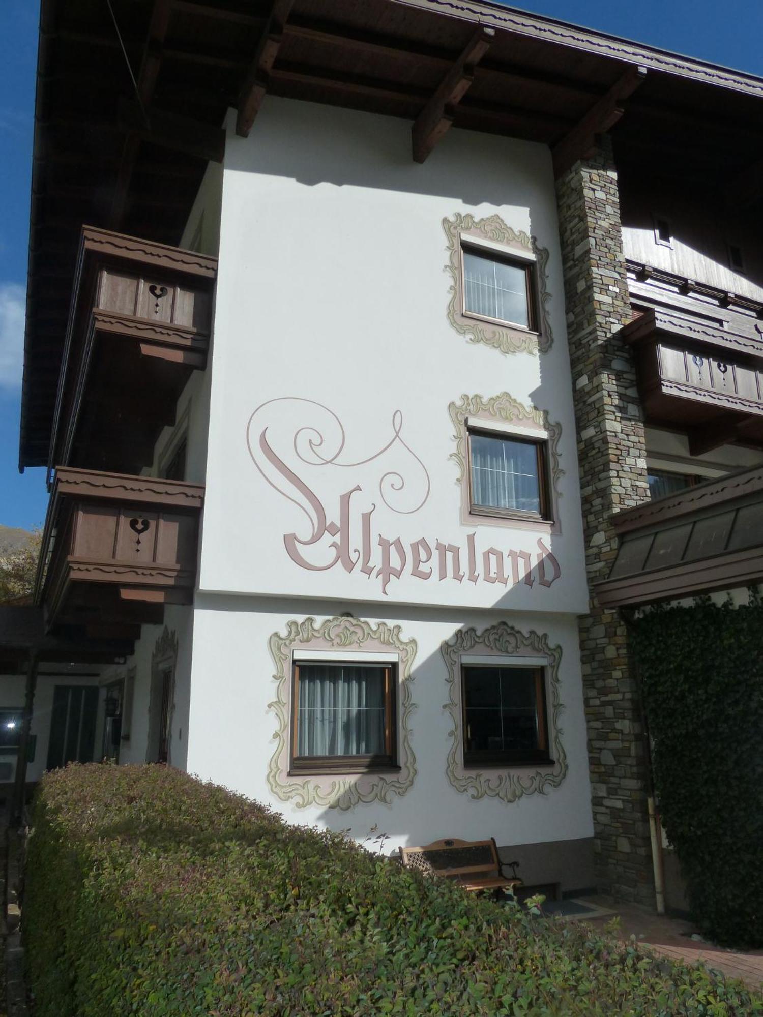 Gaestehaus Alpenland Tux Bagian luar foto